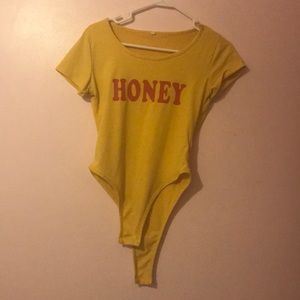 Bright yellow honey bodysuit💛